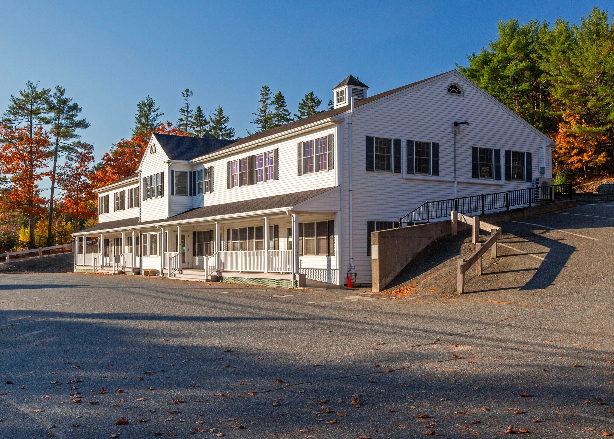 1049 Main St, Mount Desert, ME à vendre Photo de l’immeuble– Image 1 sur 10