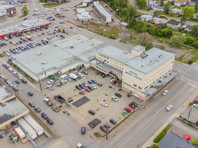 1669 Victoria St, Prince George, BC à vendre - Photo principale – Image 1 sur 1