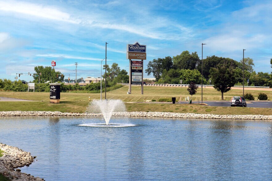 327 Fountains Pky, Fairview Heights, IL à vendre - Photo de l’immeuble – Image 2 sur 16