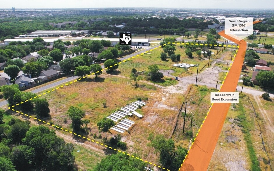 Hilltop Ave and FM 1976, Converse, TX à vendre - Aérien – Image 2 sur 5