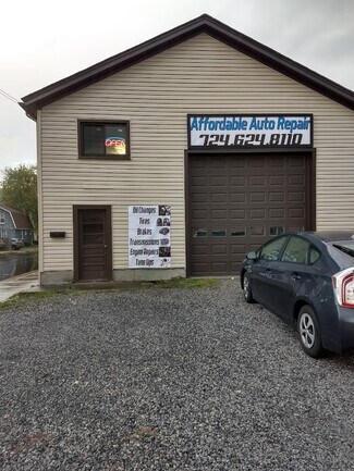 Plus de détails pour 3824 4th Ave, Beaver Falls, PA - Industriel/Logistique à vendre