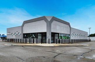 Plus de détails pour 35250 S Gratiot Ave, Clinton Township, MI - Local commercial à vendre