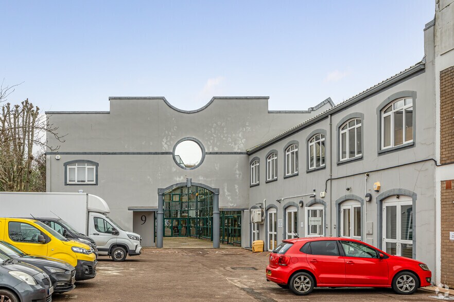 Horace Rd, Kingston Upon Thames à louer - Photo de l’immeuble – Image 3 sur 5