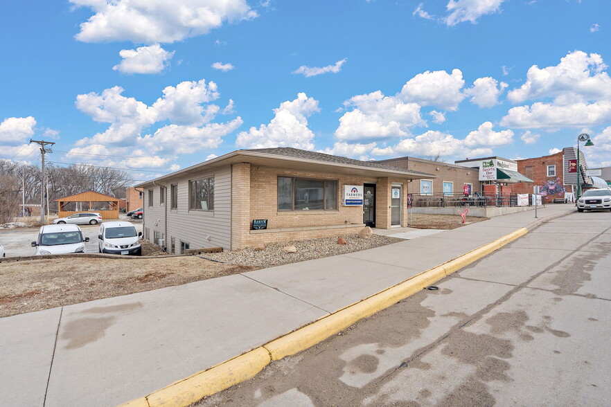 101 S Main St, Pine Island, MN à vendre - Photo de l’immeuble – Image 3 sur 45