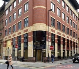 42-44 Fountain St, Manchester à louer Photo de l’immeuble– Image 1 sur 3