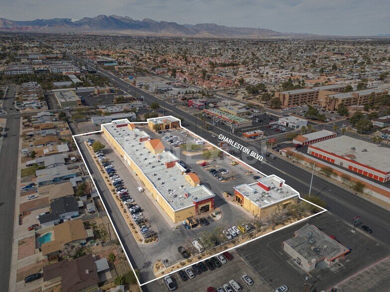 5181-5191 W Charleston Blvd, Las Vegas, NV à louer - Aérien – Image 2 sur 6