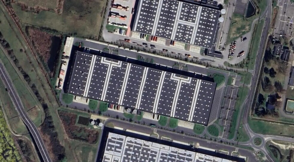 Industriel/Logistique dans Sandouville à louer - Aérien – Image 2 sur 4