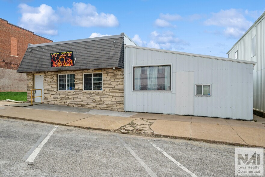 115 E Main St, Coggon, IA à vendre - Photo de l’immeuble – Image 2 sur 25