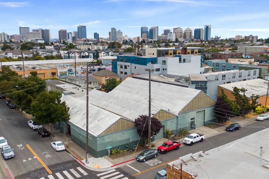 2534 Magnolia St, Oakland, CA à vendre - Photo de l’immeuble – Image 2 sur 47