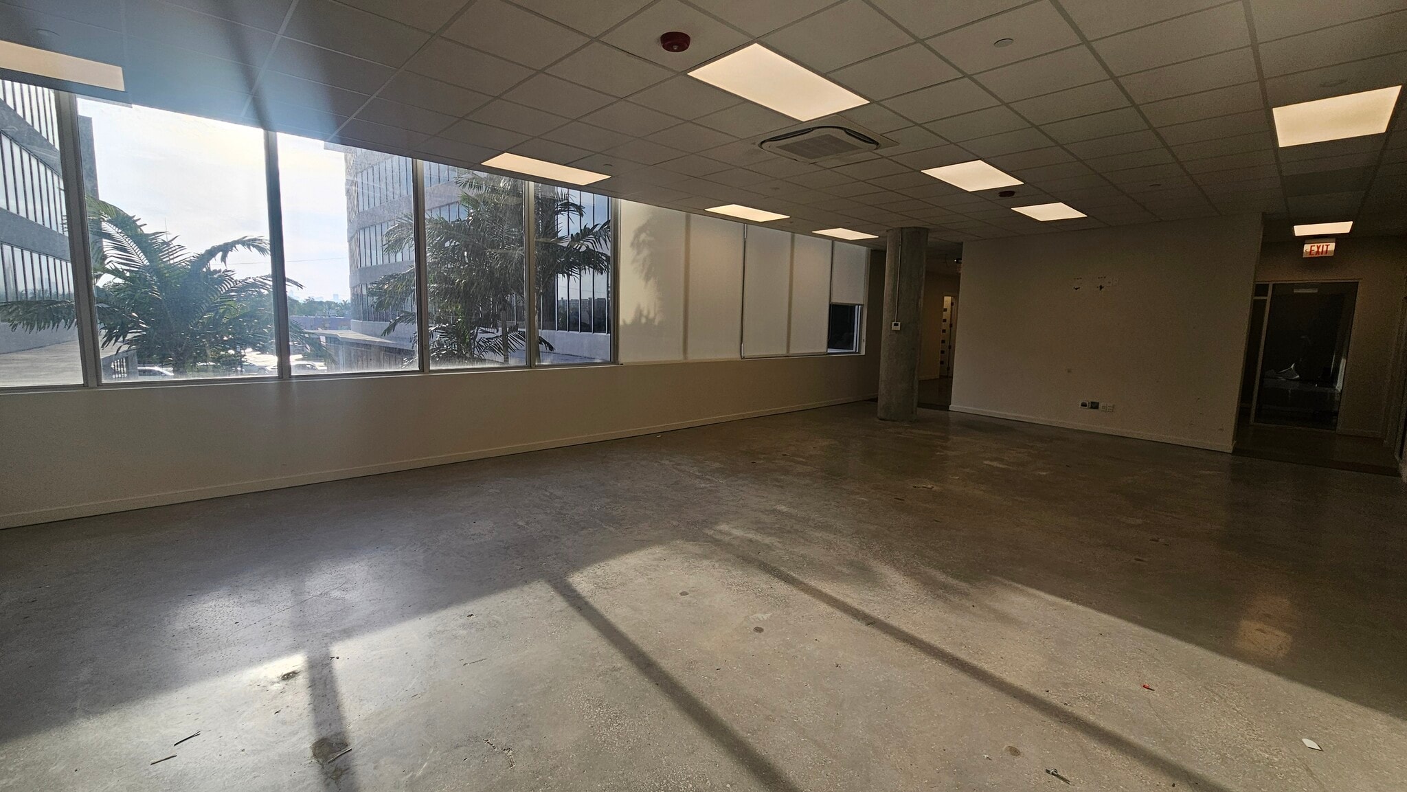 850 NW 42nd Ave, Miami, FL à louer Photo intérieure– Image 1 sur 4
