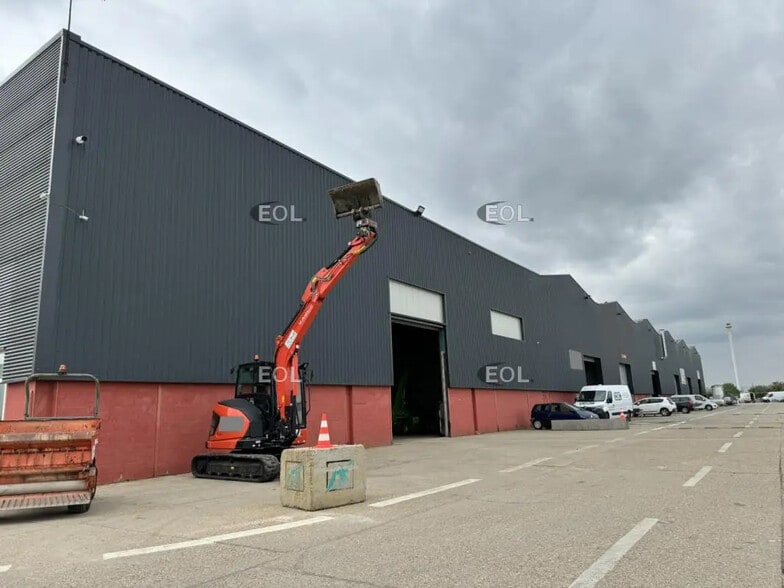 Industriel/Logistique dans Le Grand-Quevilly à louer - Photo de l’immeuble – Image 1 sur 1