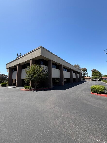 3180 Newberry Dr, San Jose, CA à vendre - Photo de l’immeuble – Image 3 sur 8
