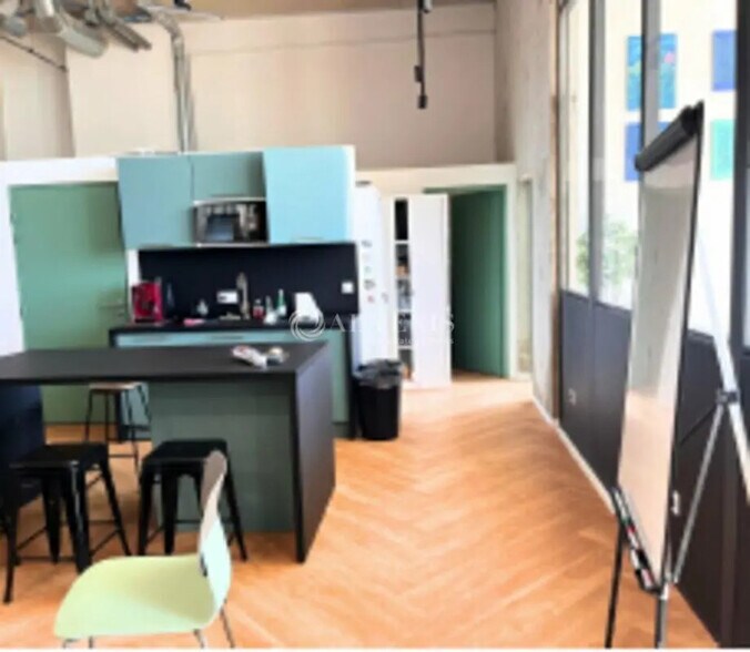 Bureau dans Montpellier à louer - Photo de l’immeuble – Image 2 sur 3