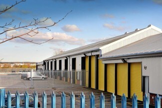 Plus de détails pour Eton Hill Rd, Manchester - Industriel/Logistique à louer