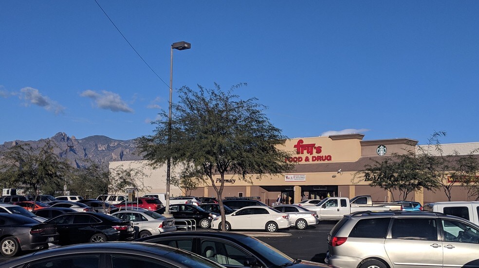 4036 N 1st Ave, Tucson, AZ à louer - Photo de l’immeuble – Image 2 sur 12