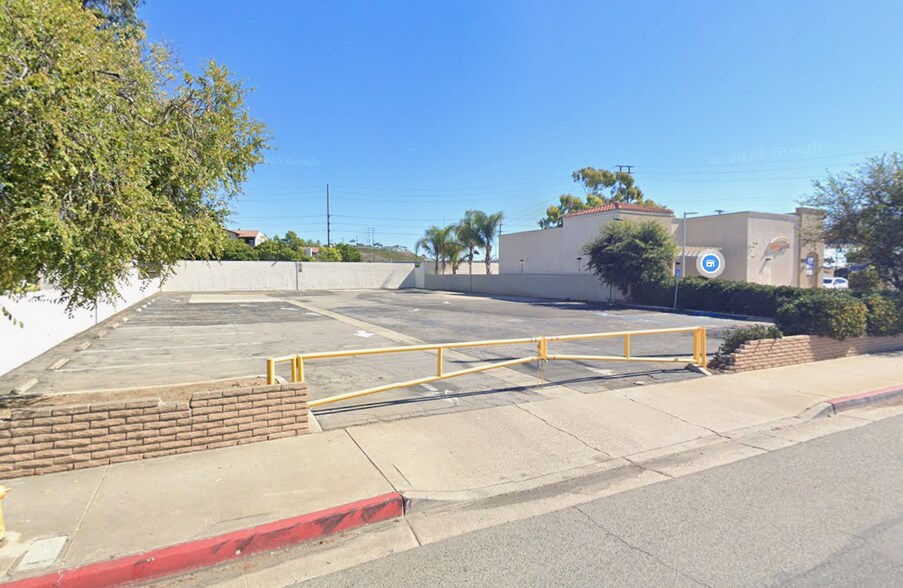 21422 Brookhurst St, Huntington Beach, CA à louer - Photo principale – Image 1 sur 1