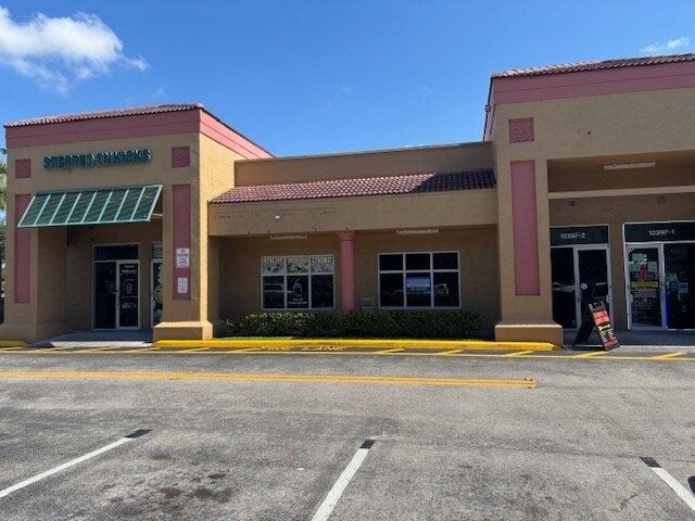 12393-12399 Pembroke Rd, Pembroke Pines, FL à louer - Photo de l’immeuble – Image 2 sur 11