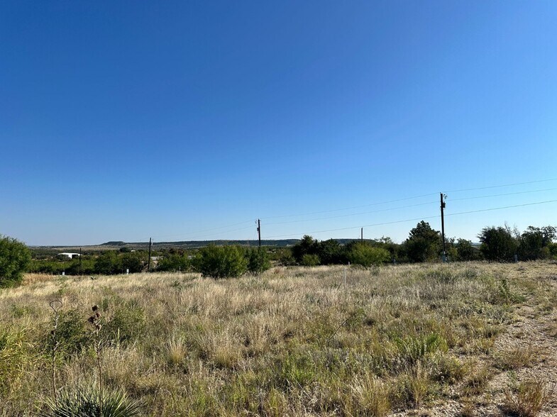 800 County Road 214, Sweetwater, TX à louer - Photo de l’immeuble – Image 3 sur 10