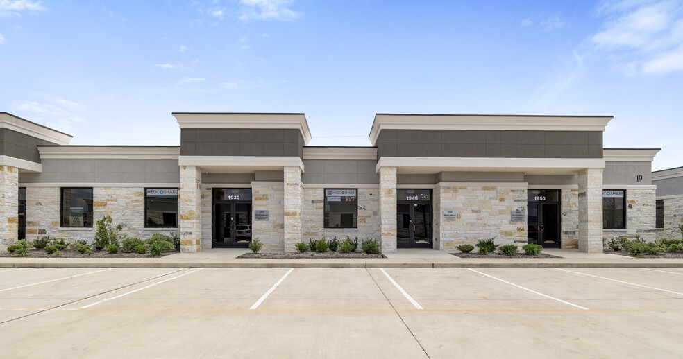 3129 Kingsley Dr, Pearland, TX à louer - Photo de l’immeuble – Image 2 sur 40