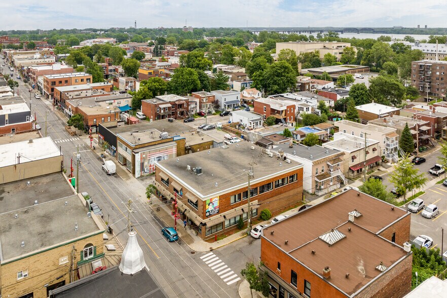 1365-1395 Rue Notre-Dame O, Montréal, QC à vendre - Aérien – Image 2 sur 4