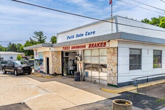Plus de détails pour 710 Prairie St, Aurora, IL - Local commercial à louer