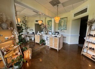 547 W Charles St, Matthews, NC à louer Photo intérieure– Image 1 sur 8