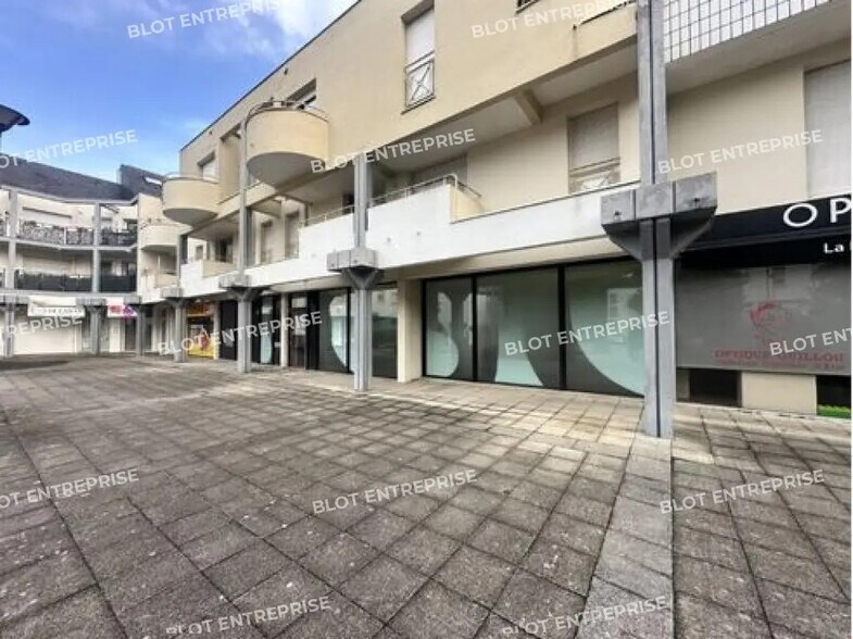 Bureau dans Vern-sur-Seiche à louer - Photo de l’immeuble – Image 1 sur 6
