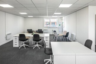 Plus de détails pour Tower Rd, Birkenhead - Bureau à louer