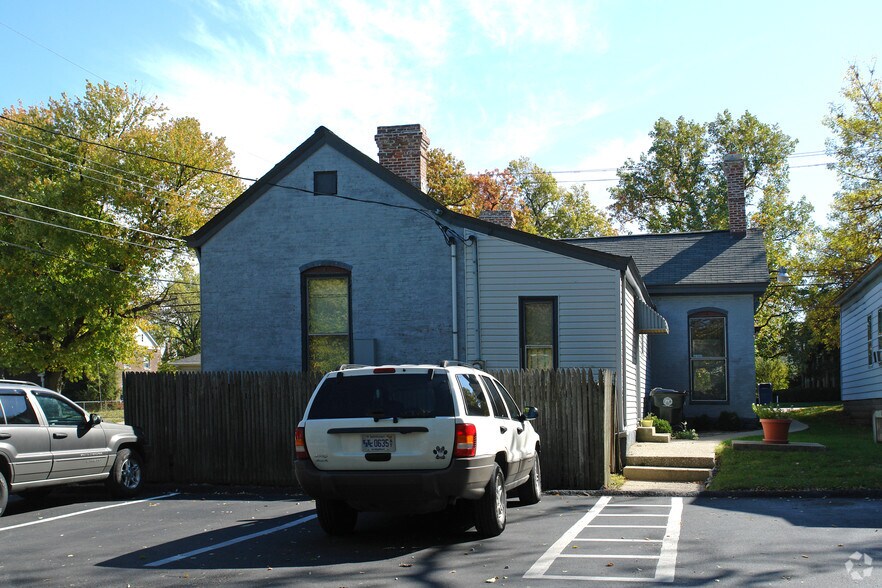 635 N Broadway, Lexington, KY à vendre - Photo de l’immeuble – Image 3 sur 11