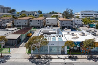 1812 Lincoln Blvd, Santa Monica, CA à louer Photo intérieure– Image 1 sur 5