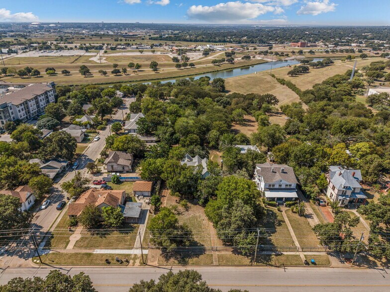 1005 Samuels Ave, Fort Worth, TX à vendre - Aérien – Image 2 sur 10