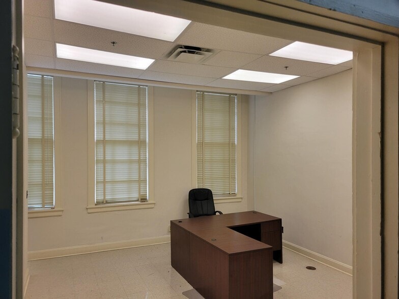 1087 Alice Ave, Memphis, TN à vendre - Photo intérieure – Image 3 sur 5