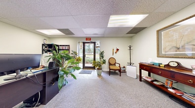 6320 Angus Dr, Raleigh, NC à louer Photo intérieure– Image 2 sur 8