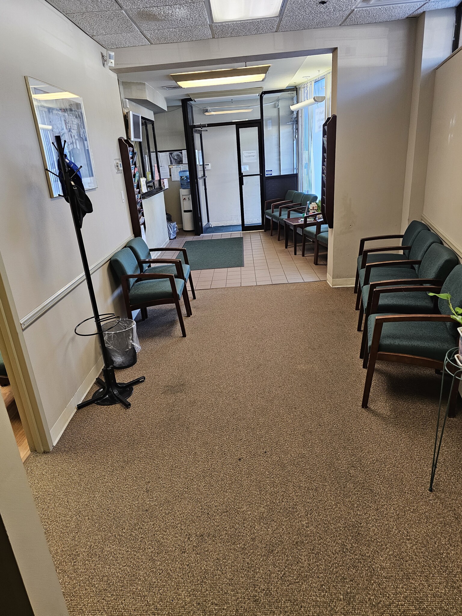 20222 45th Ave, Bayside, NY à louer Photo intérieure– Image 1 sur 5