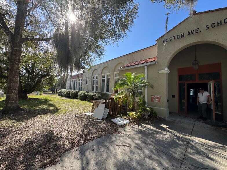 340 N Boston Ave, Deland, FL à vendre - Photo de l’immeuble – Image 2 sur 29