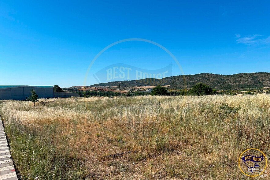 Terrain dans Cuenca, Cuenca à vendre - Photo de l’immeuble – Image 2 sur 3