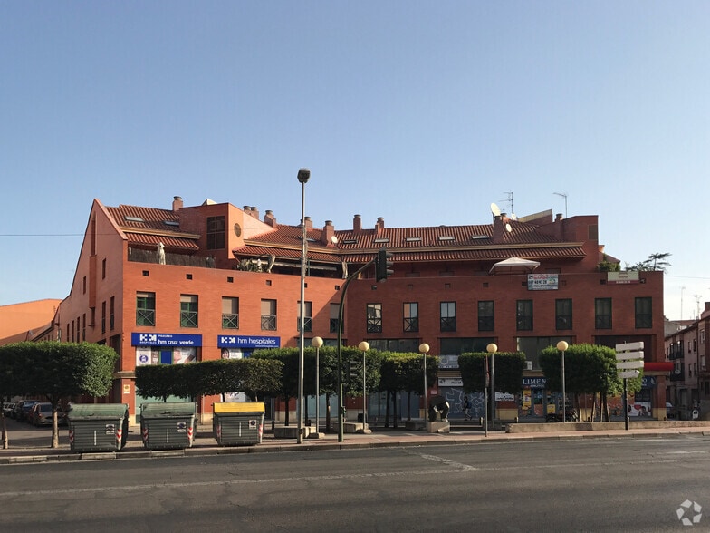 Calle Don Juan i, I 30, Alcalá de Henares, Madrid à vendre - Photo principale – Image 1 sur 2
