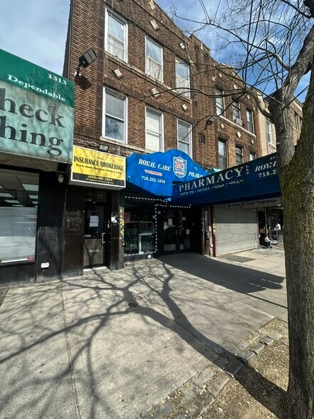 1315 Avenue J, Brooklyn, NY à louer - Photo de l’immeuble – Image 3 sur 8