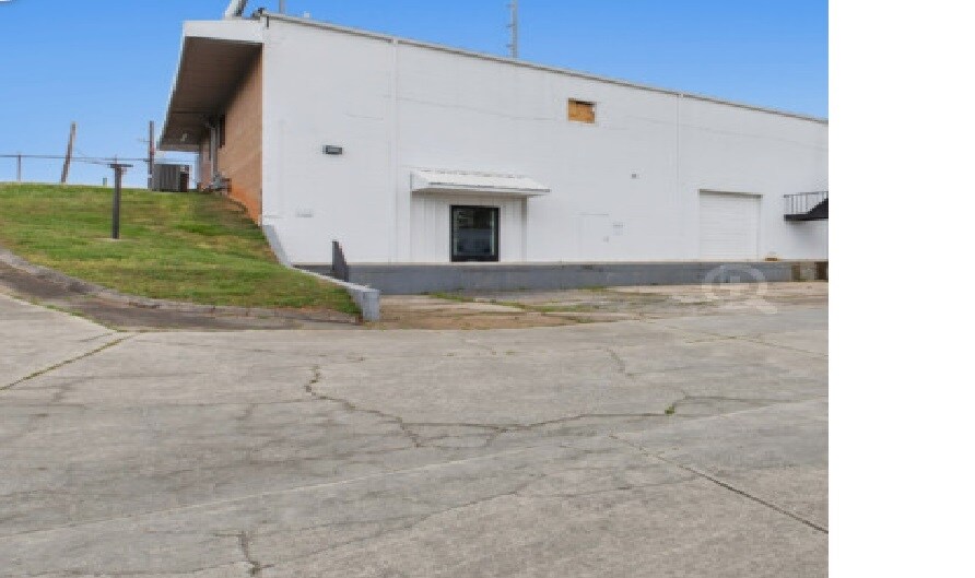 635 Industrial Blvd, Gainesville, GA à louer - Photo de l’immeuble – Image 3 sur 9