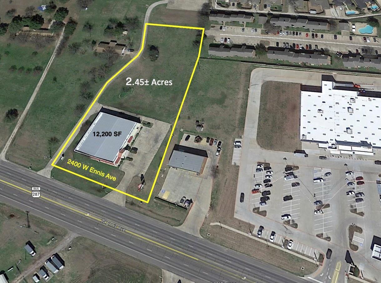 2400 W Ennis Ave, Ennis, TX à louer Aérien– Image 1 sur 2