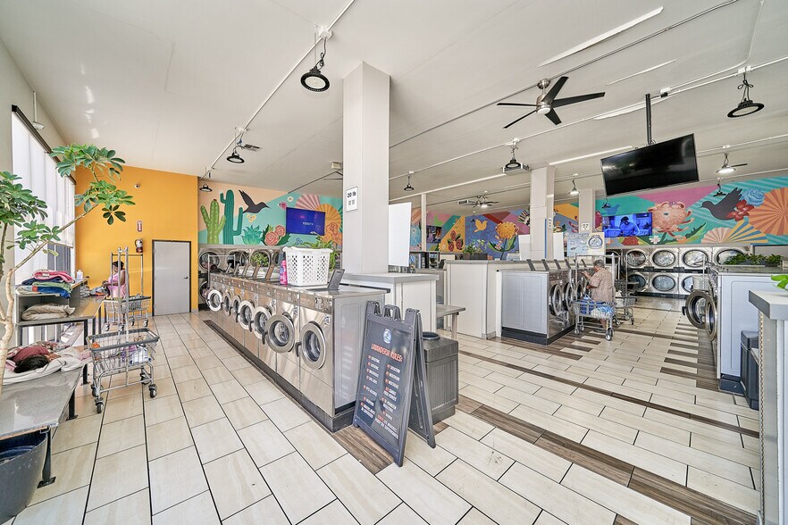 3046 E Florence Ave, Huntington Park, CA à vendre - Photo de l’immeuble – Image 3 sur 26