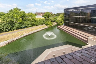 2525 Harrodsburg Rd, Lexington, KY à louer Photo intérieure– Image 2 sur 5