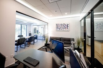 2727 Rue Saint-Patrick, Montréal, QC à louer Photo intérieure– Image 1 sur 1