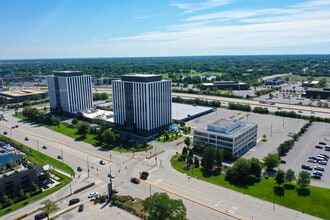 1315 W 22nd St, Oak Brook, IL - VUE AÉRIENNE vue de carte - Image1