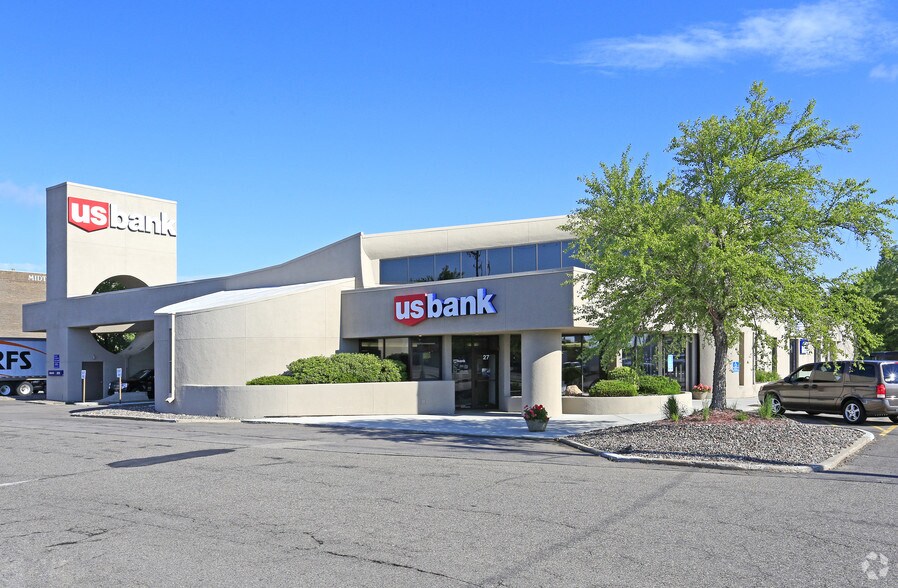 27-37 N 33rd Ave N, Saint Cloud, MN à louer - Photo principale – Image 1 sur 3