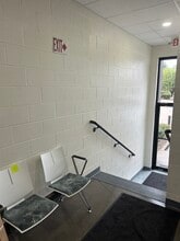 6050 Wedeking Ave, Evansville, IN à louer Photo intérieure– Image 2 sur 6