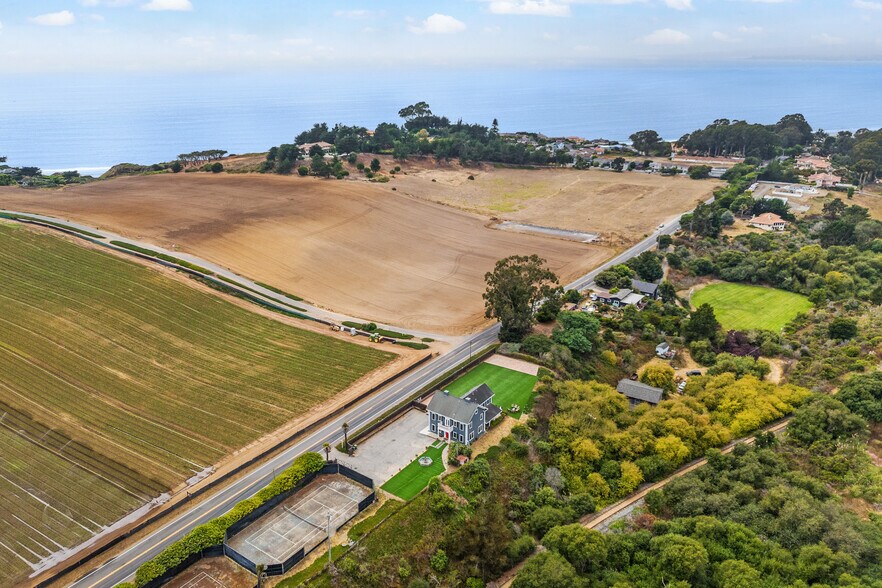 1258 San Andreas Rd, La Selva Beach, CA à vendre - Photo de l’immeuble – Image 2 sur 44