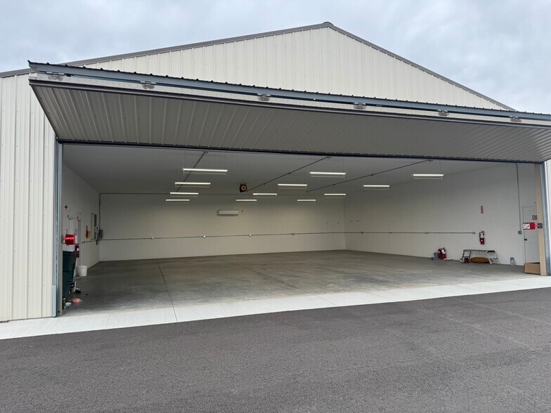 5250 NW A Ave, Pendleton, OR à louer - Photo de l’immeuble – Image 1 sur 10