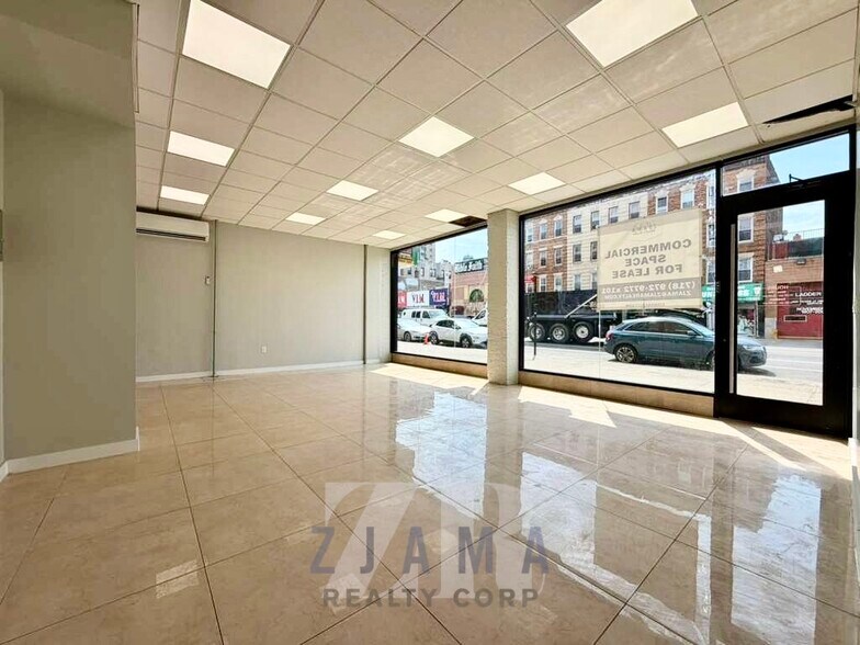 1351 Saint Johns Pl, Brooklyn, NY à louer - Photo de l’immeuble – Image 2 sur 4