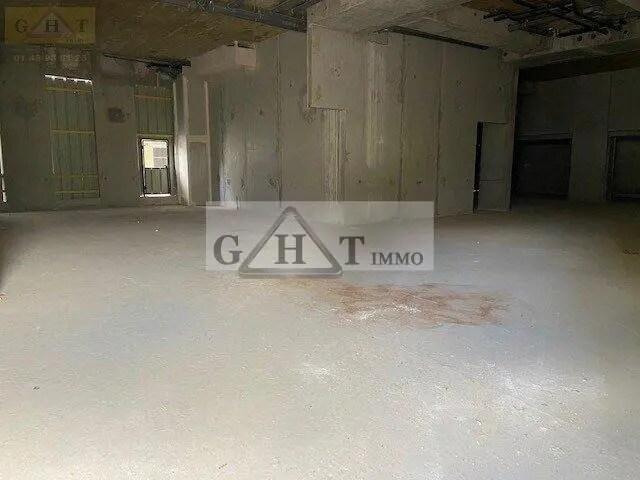 Local commercial dans Ivry-sur-Seine à louer - Photo intérieure – Image 3 sur 3